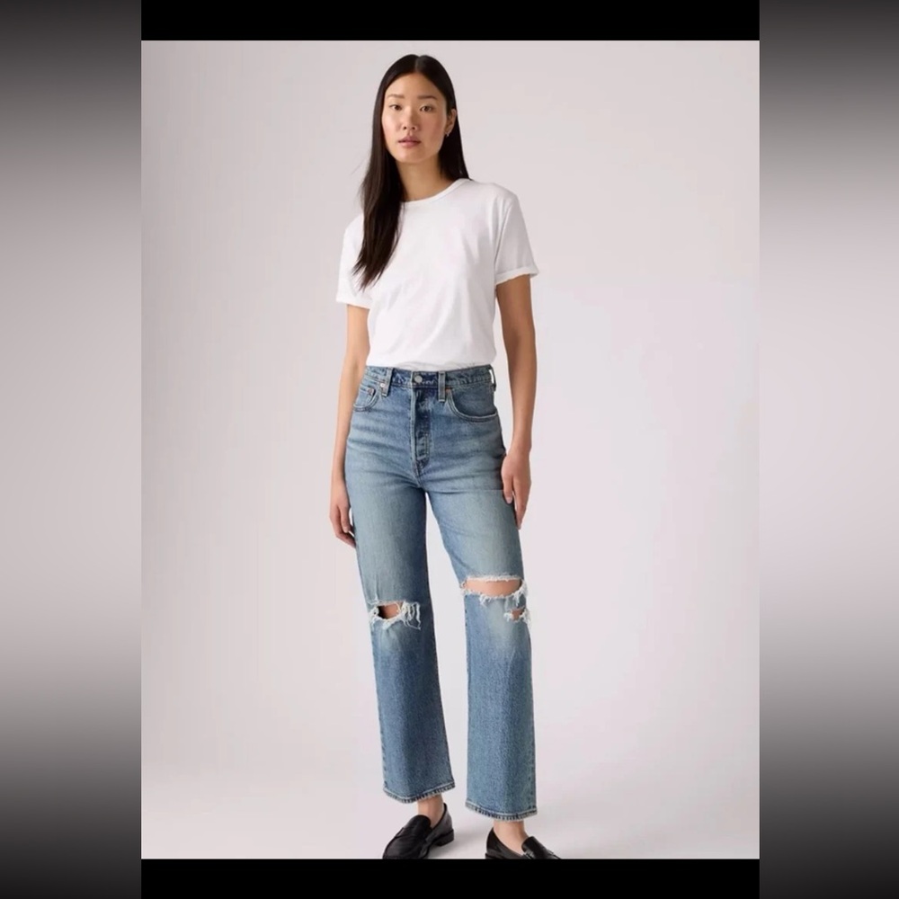 Levi's Ribcage Straight Ankle Jeans